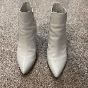 Marc Fisher White Bootie 7.5